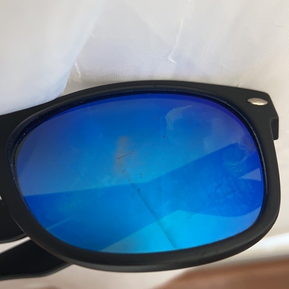 RayBan Sunglasses Wayfarer MODEL CODE RB2132 622/17 55-18 - Picture 12 of 12